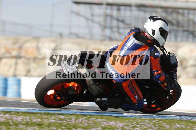 /Archiv-2025/02 28.-31.01.2025 Moto Center Thun Jerez/blau-blue/96